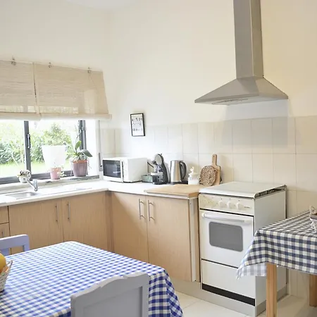 Nature Et Al House - Casa Uso Exclusivo E Jardim - Little Farm 4* Batalha