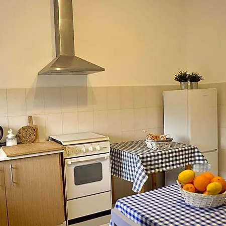 Nature Et Al House - Casa Uso Exclusivo E Jardim - Little Farm Bed and Breakfast