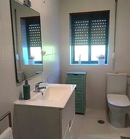 Nature Et Al House - Casa Uso Exclusivo E Jardim - Little Farm 4* Batalha