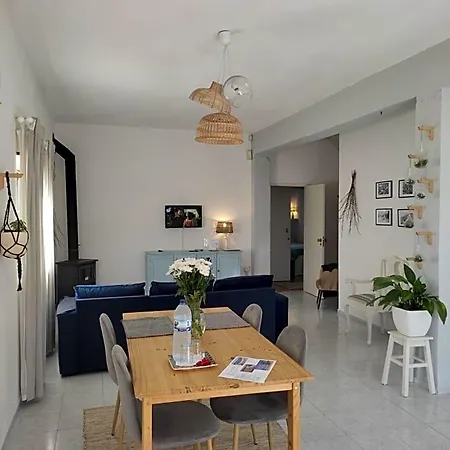 Nature Et Al House - Casa Uso Exclusivo E Jardim - Little Farm Bed and Breakfast Batalha